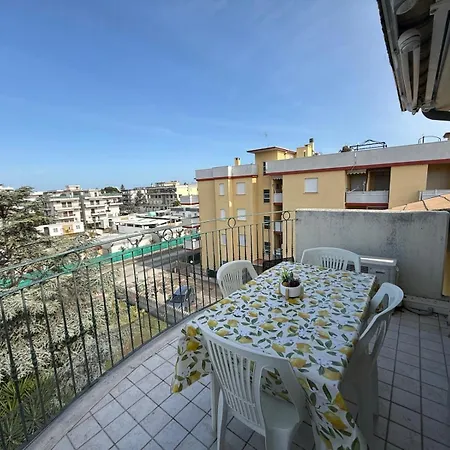 E12 - Bilocale 4 Posti Letto - Aria Condizionata * Villa Rosa Di Martinsicuro
