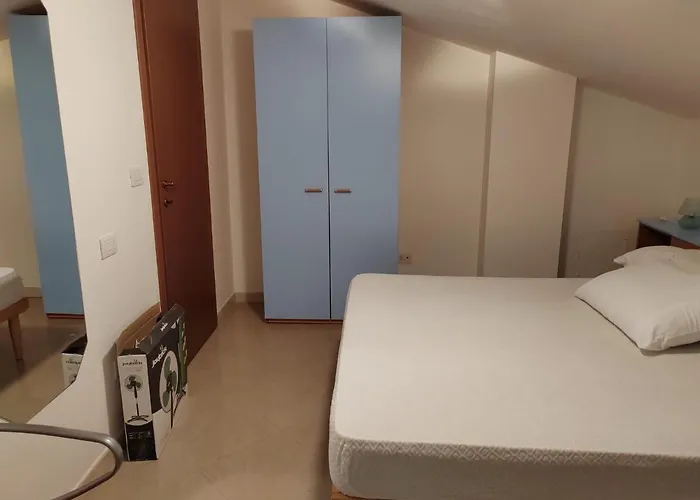 E12 - Bilocale 4 Posti Letto - Aria Condizionata