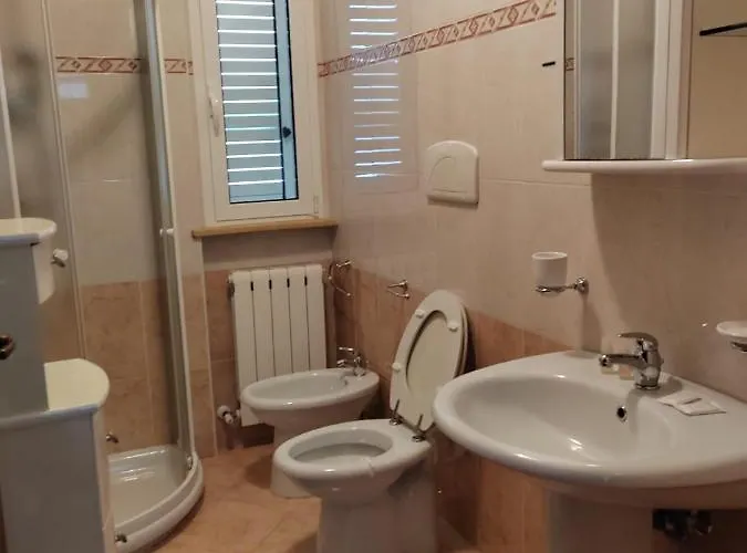 E12 - Bilocale 4 Posti Letto - Aria Condizionata Villa Rosa Di Martinsicuro