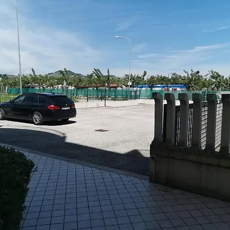 E12 - Bilocale 4 Posti Letto - Aria Condizionata Villa Rosa Di Martinsicuro