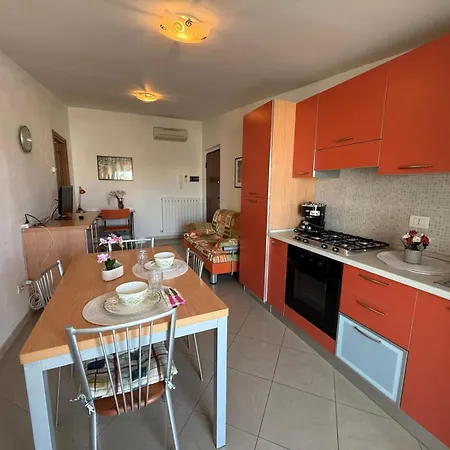 E12 - Bilocale 4 Posti Letto - Aria Condizionata *