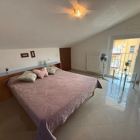 E12 - Bilocale 4 Posti Letto - Aria Condizionata Appartement *