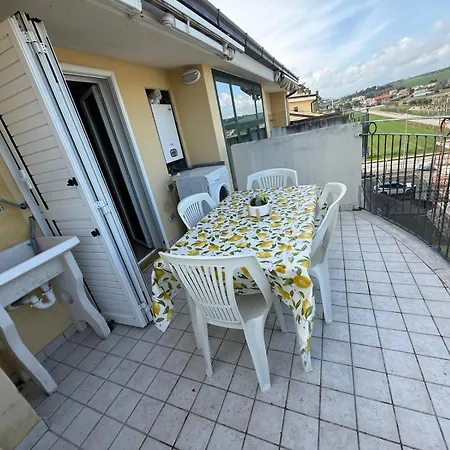 E12 - Bilocale 4 Posti Letto - Aria Condizionata * Villa Rosa Di Martinsicuro